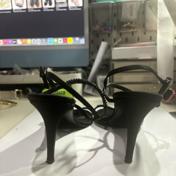 LORD & TAYLOR Women’s Black Illusion Studded Slingback Heels Sz 7M - Picture 6 of 6